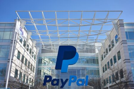 پی‌پال از Spark برای افزایش 1 میلیارد دلار سیالیت PYUSD از طریق وام دهی DeFi استفاده می‌کند