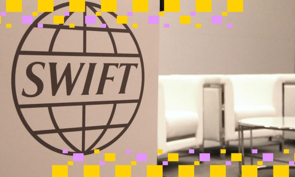 SWIFT برای توسعه دفترچه بلاکچین برای پرداخت‌های مرزبینی 24/7