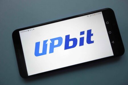 گزارش: شرکت بزرگ اینترنتی کره جنوبی، Naver، قصد خریداری از بورس کریپتو Upbit را دارد