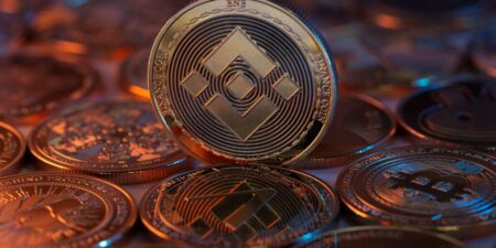 BNB به روند رشد تاریخی ادامه می‌دهد, شرکت نام‌دار نزدک بازار سهام نشان داد 611 میلیون دلار خزانه دارد