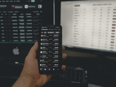 فلوکی با افزایش 23٪ همزمان با راه اندازی اولین ETP فلوکی در اروپا توسط والور پرواز می‌کند